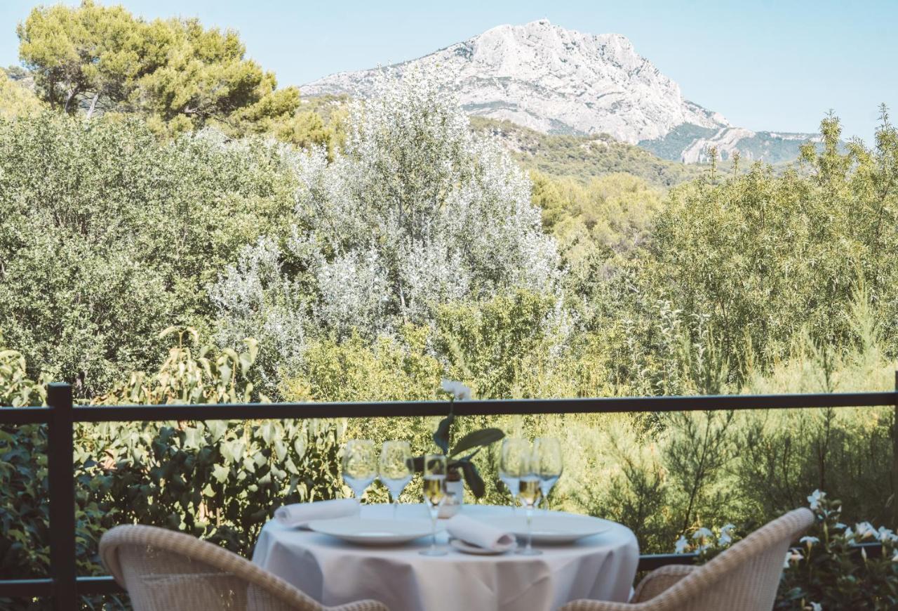Les Lodges Sainte-Victoire Hotel & Spa Le Tholonet Esterno foto