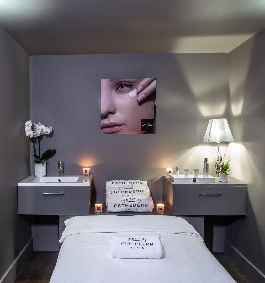 Les Lodges Sainte-Victoire Hotel & Spa Le Tholonet Esterno foto
