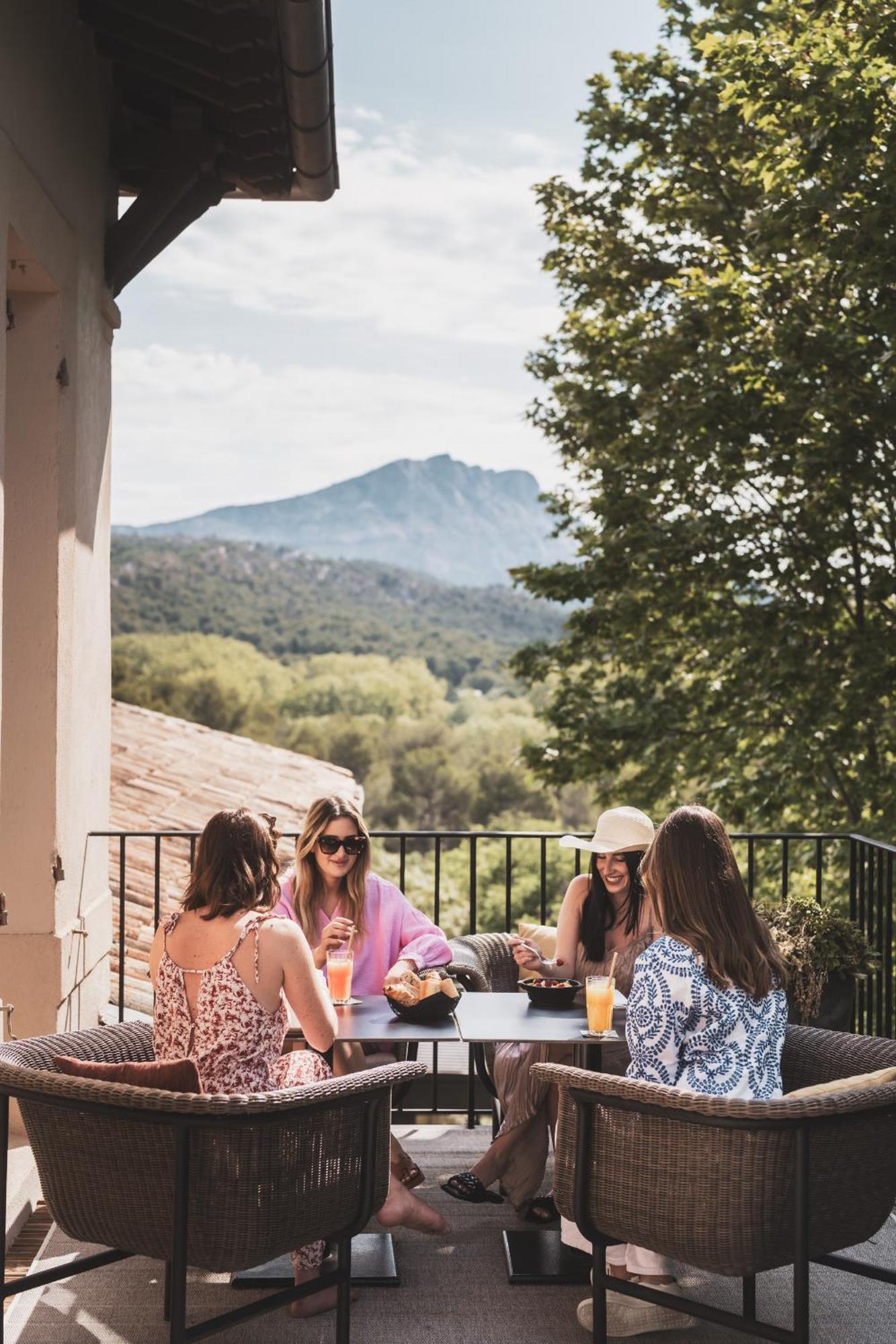 Les Lodges Sainte-Victoire Hotel & Spa Le Tholonet Esterno foto